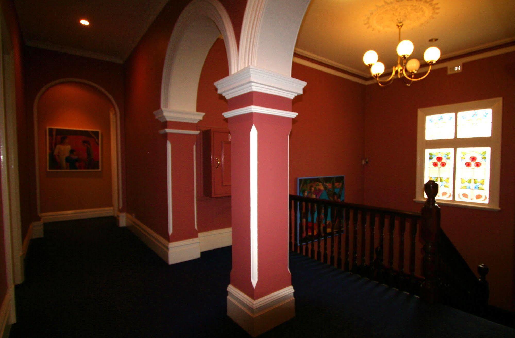 The York Palace Accommodation Kültér fotó